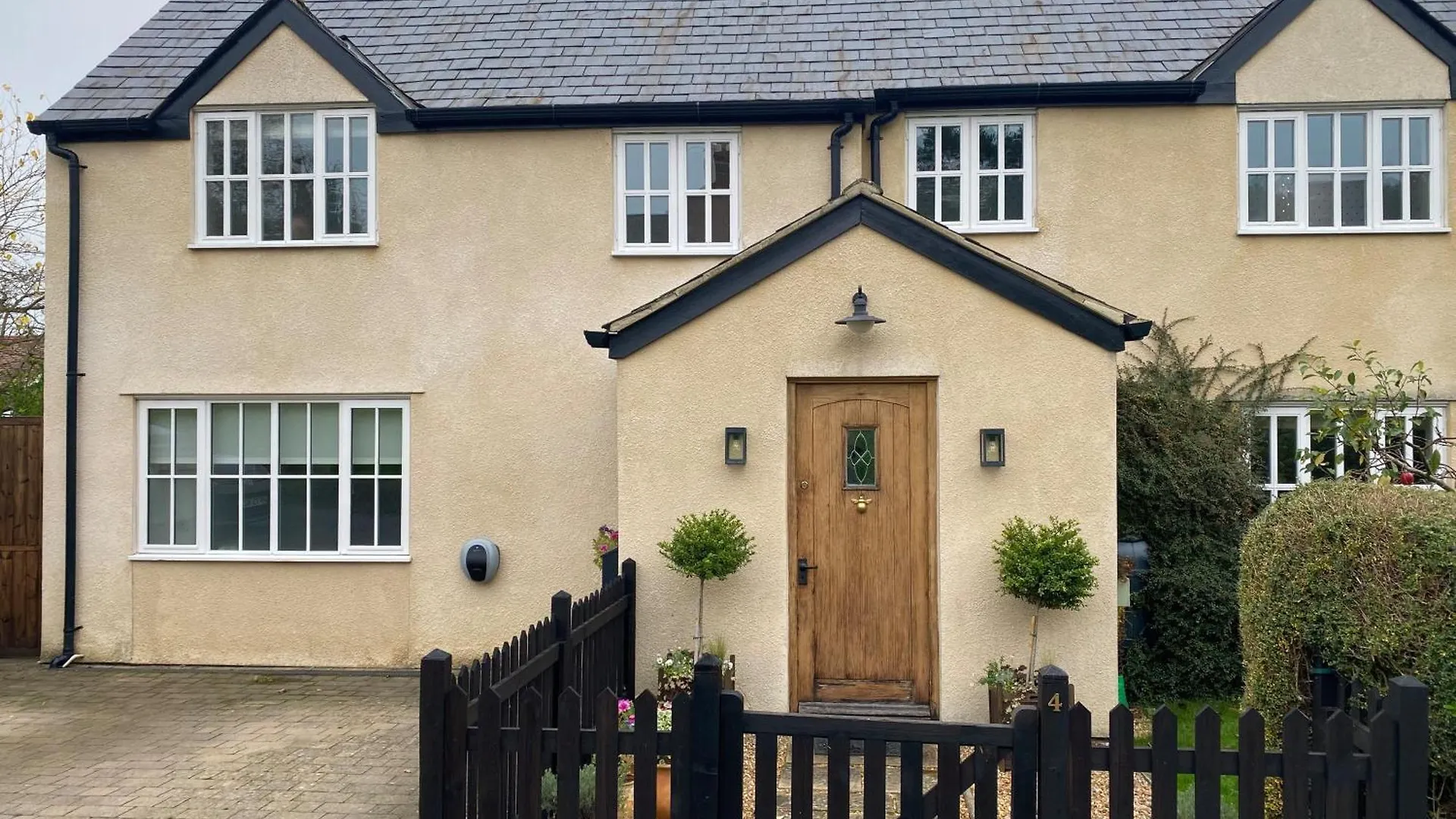 Bed & Breakfast Cottage Guest House Nr Cheltenham On Cotswold Edge Churchdown